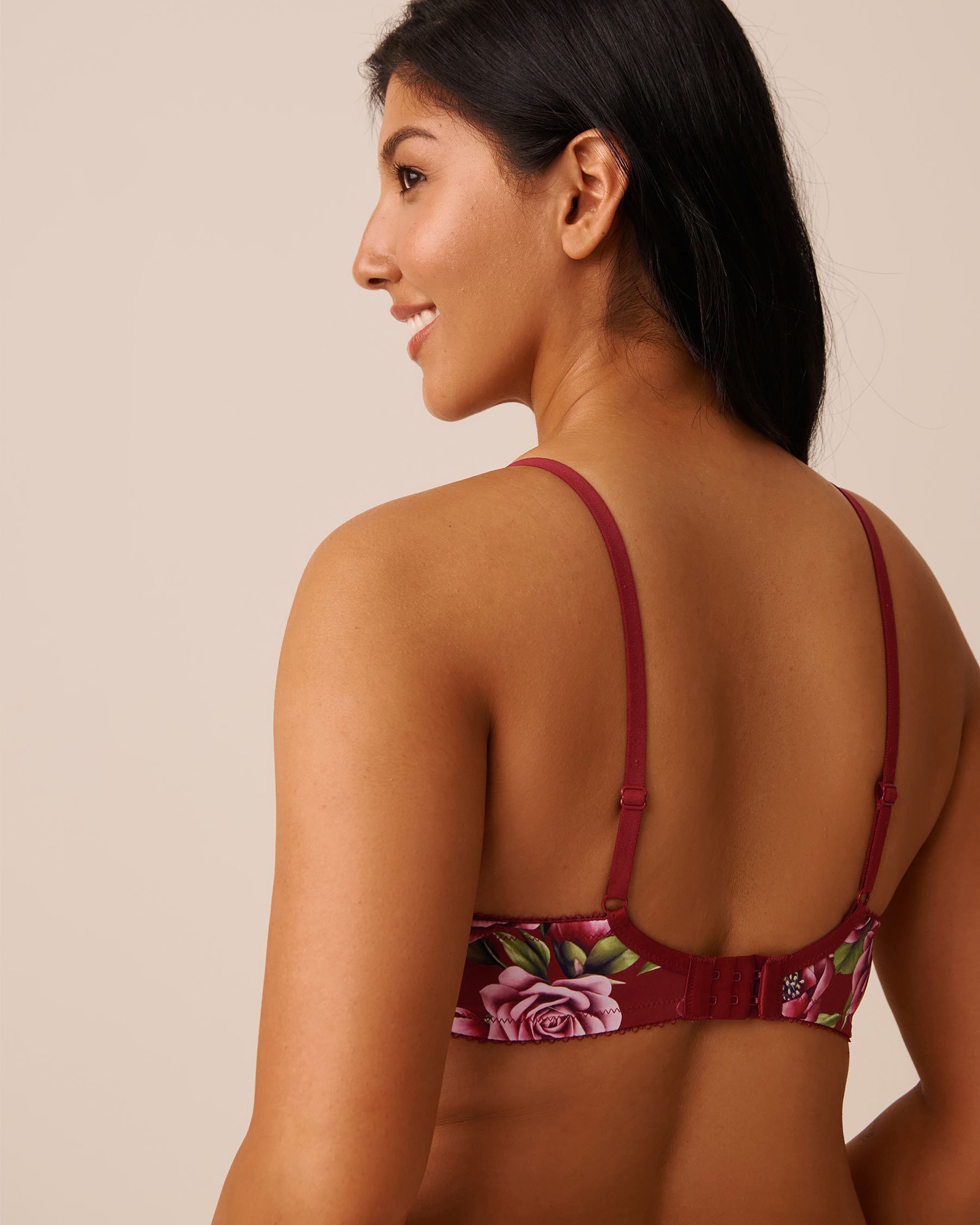 LA VIE EN ROSE Lightly Lined Printed Microfiber Bra Red Rose Garden 10200526 - View7
