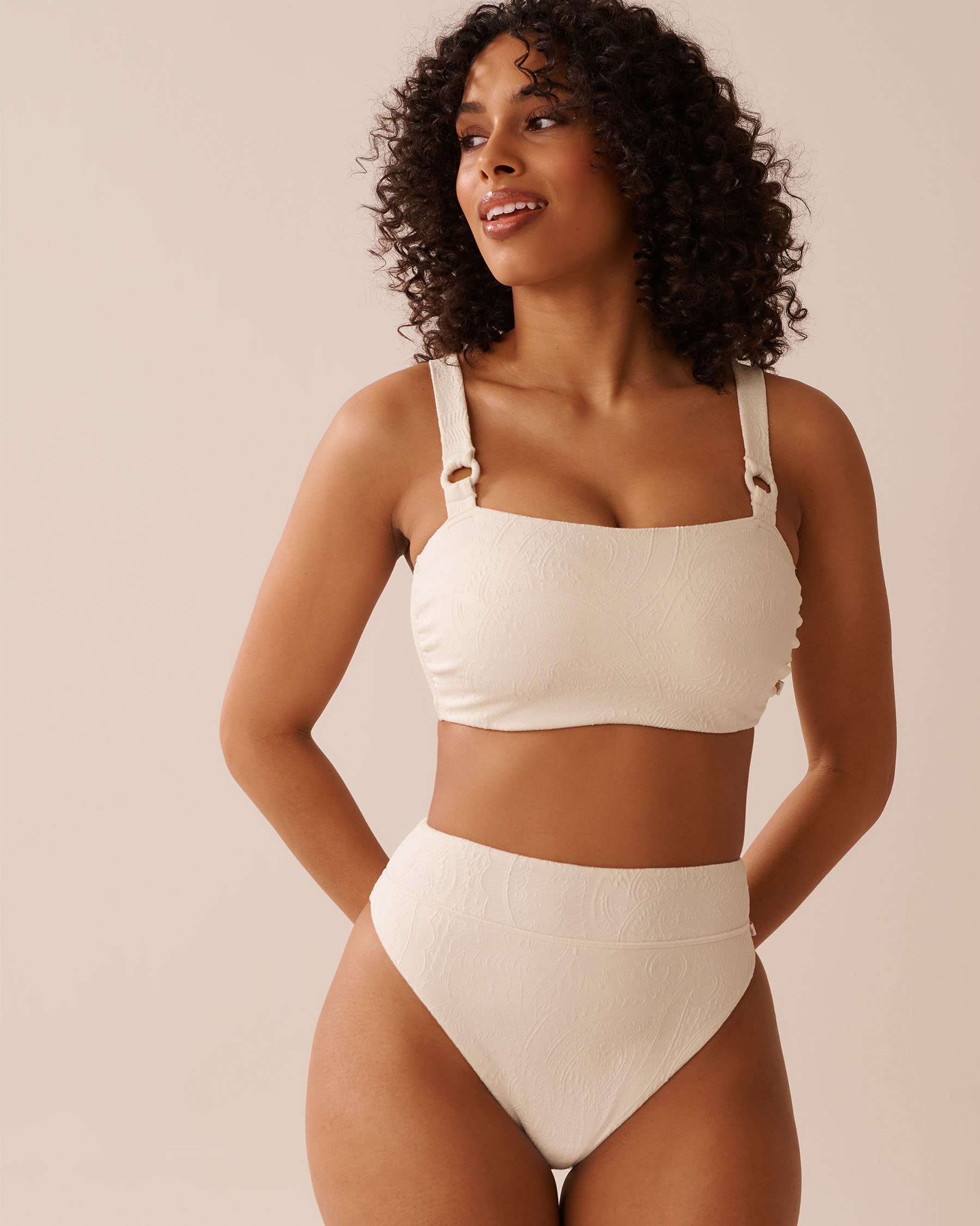 LA VIE EN ROSE AQUA COCONUT MILK D Cup Bandeau Bikini Top Coconut Milk 70200188 - View1