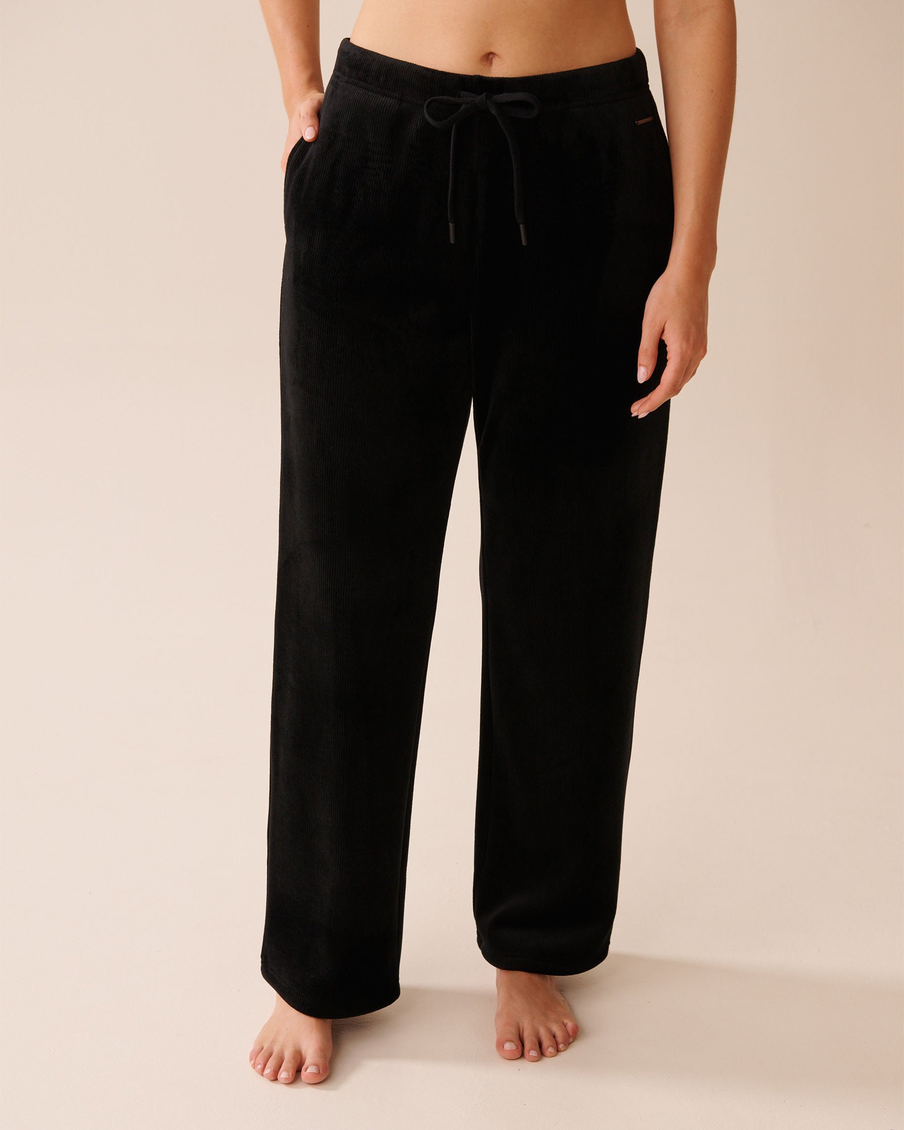 LA VIE EN ROSE Heavy Ribbed Pants Black 50200104 - View1