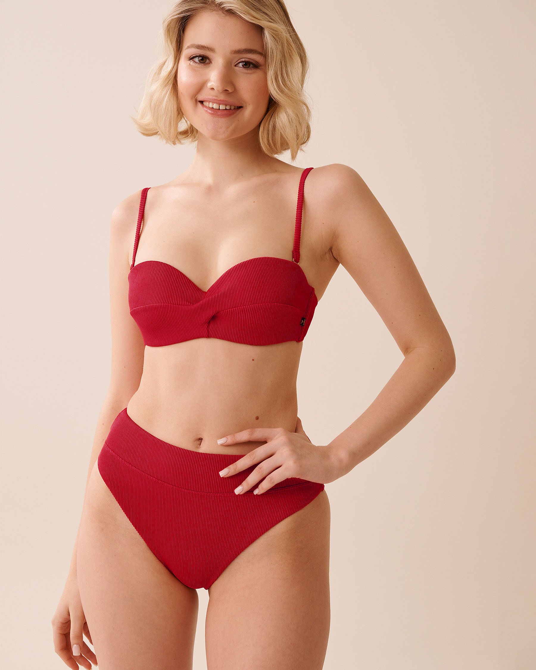 LA VIE EN ROSE AQUA JALAPEÑO RED Twist Bandeau Bikini Top Jalapeño Red 70100843 - View2