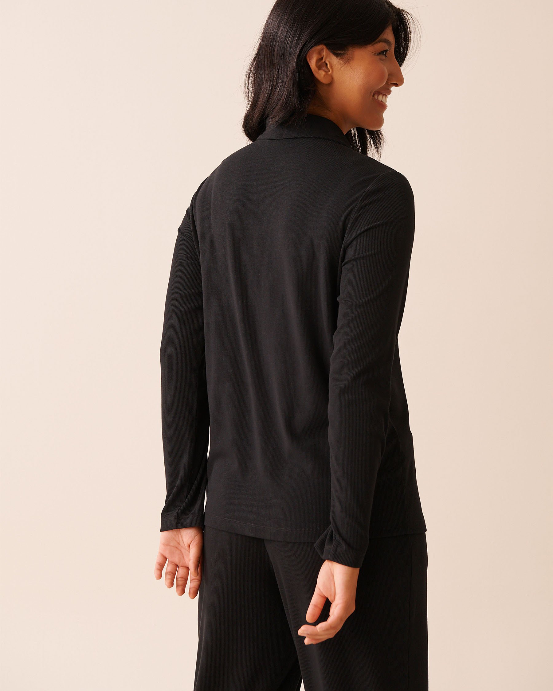 LA VIE EN ROSE Ribbed Modal Long Sleeve Button-down Shirt Black 60100173 - View2