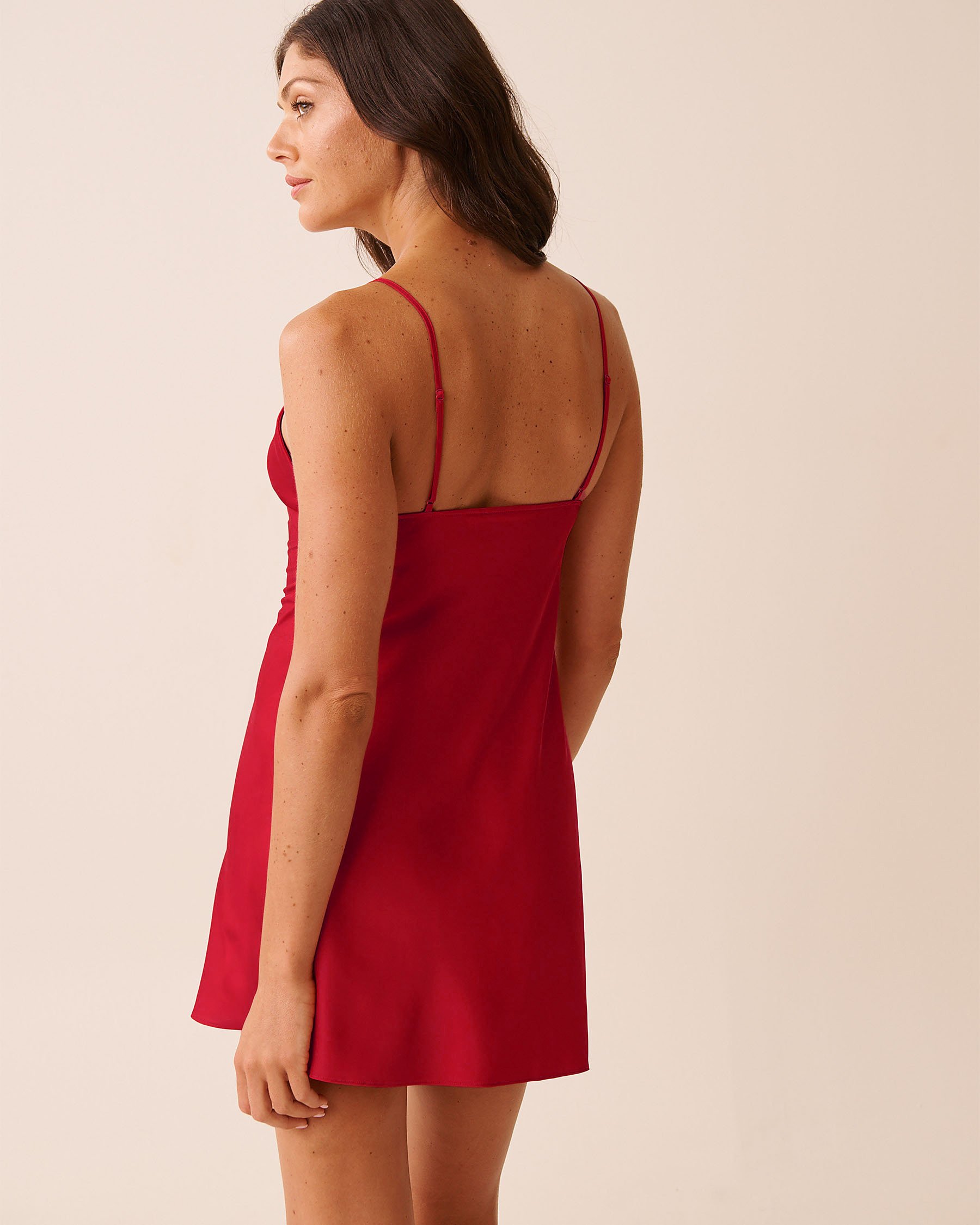 LA VIE EN ROSE Twist Knot and Keyhole Satin Nightie Merry Red 60500212 - View2