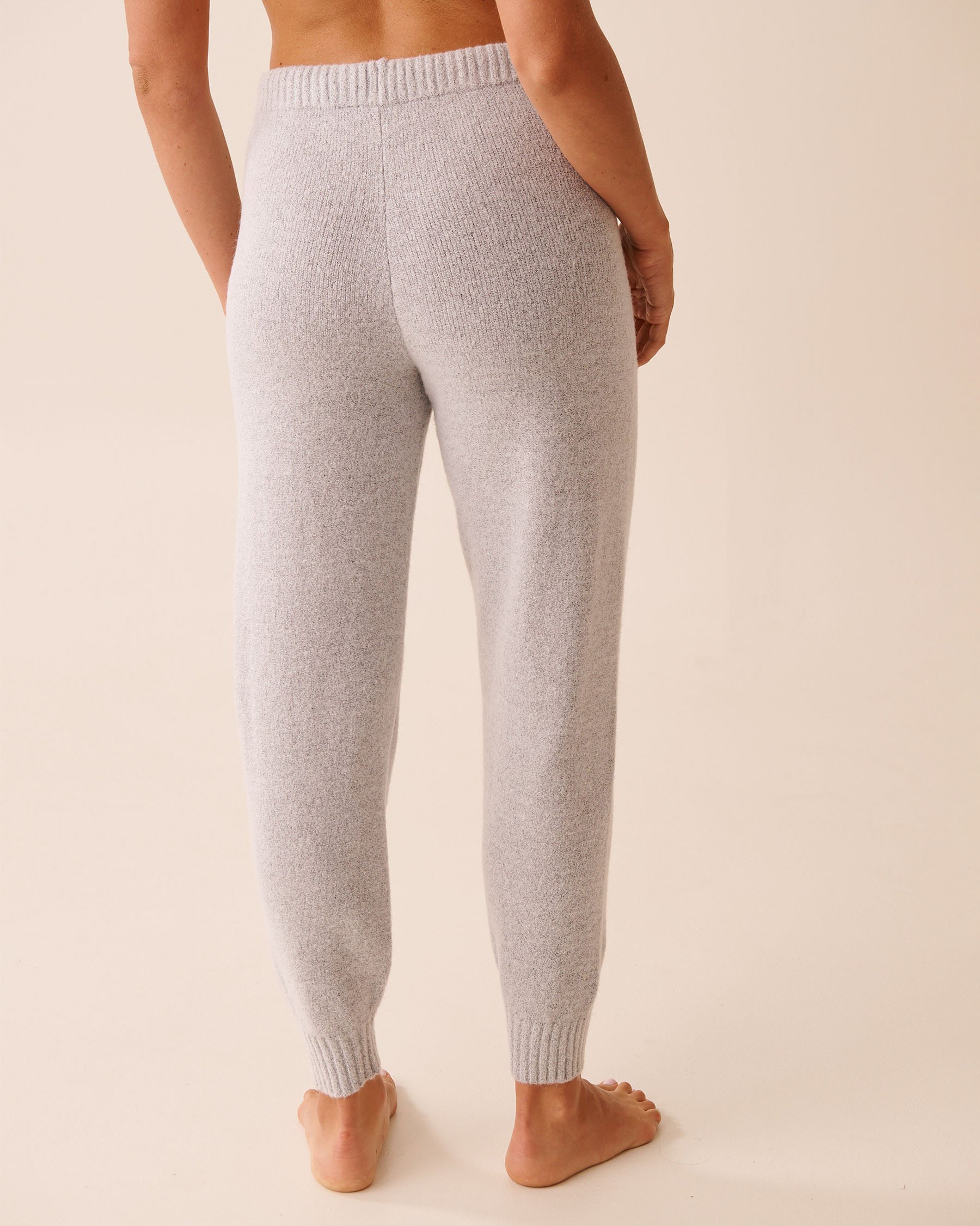 LA VIE EN ROSE Knit Jogger Pants Grey 50200107 - View2