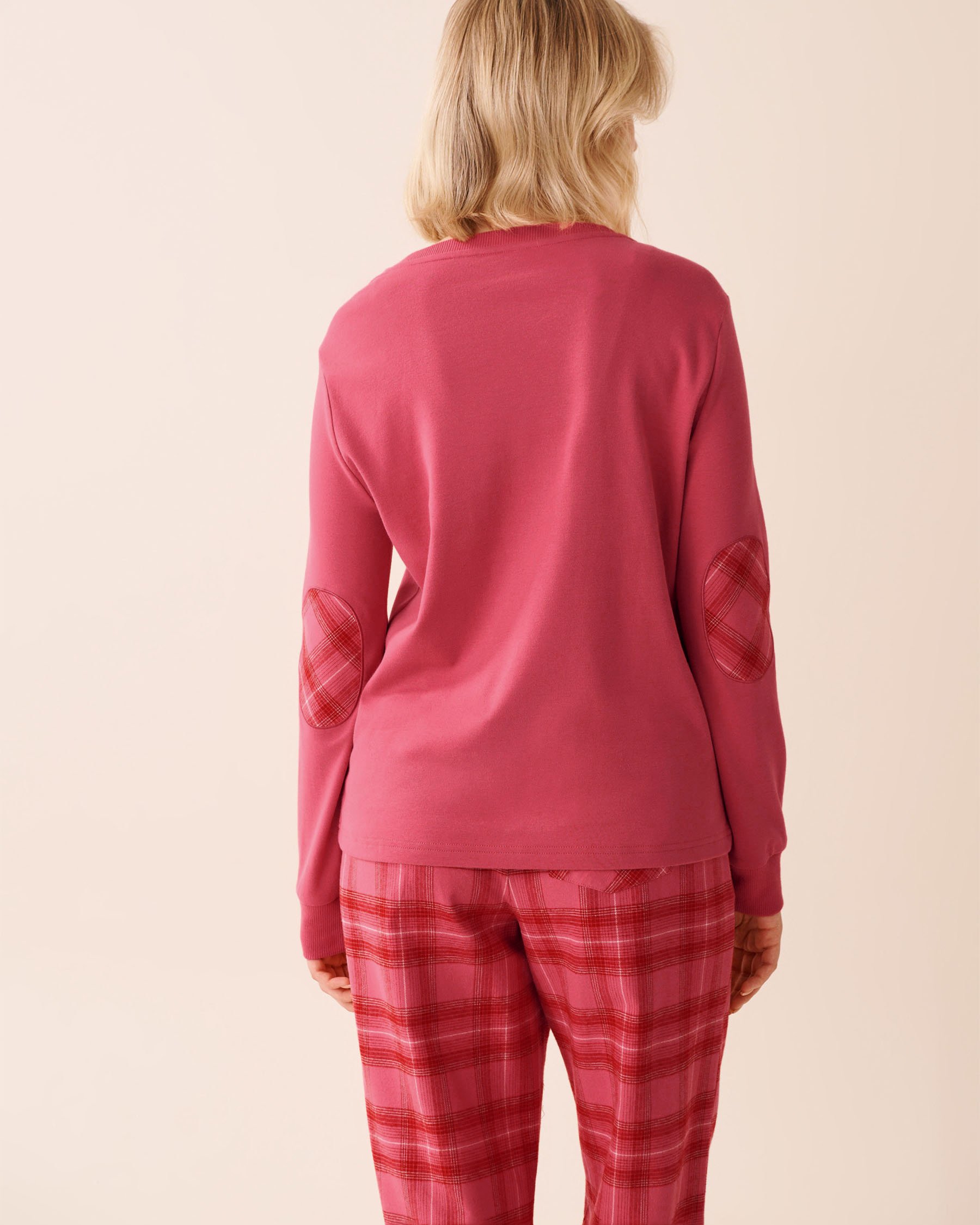 LA VIE EN ROSE Comfort & Joy Interlock Sweater Cherry Red 40100788 - View2