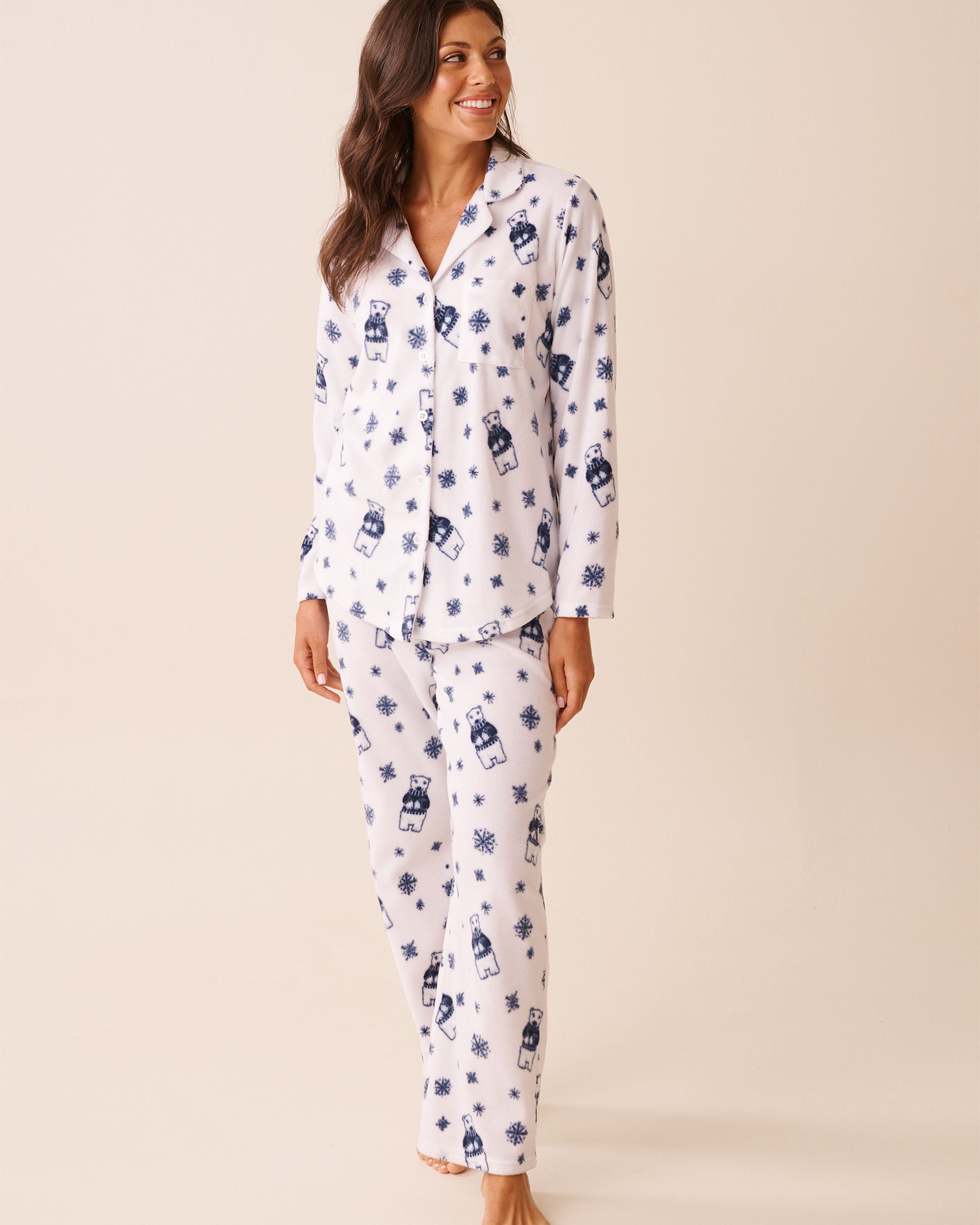 LA VIE EN ROSE Polar Bear Print Microfleece PJ Set White/Polar Bears 40400090 - View1