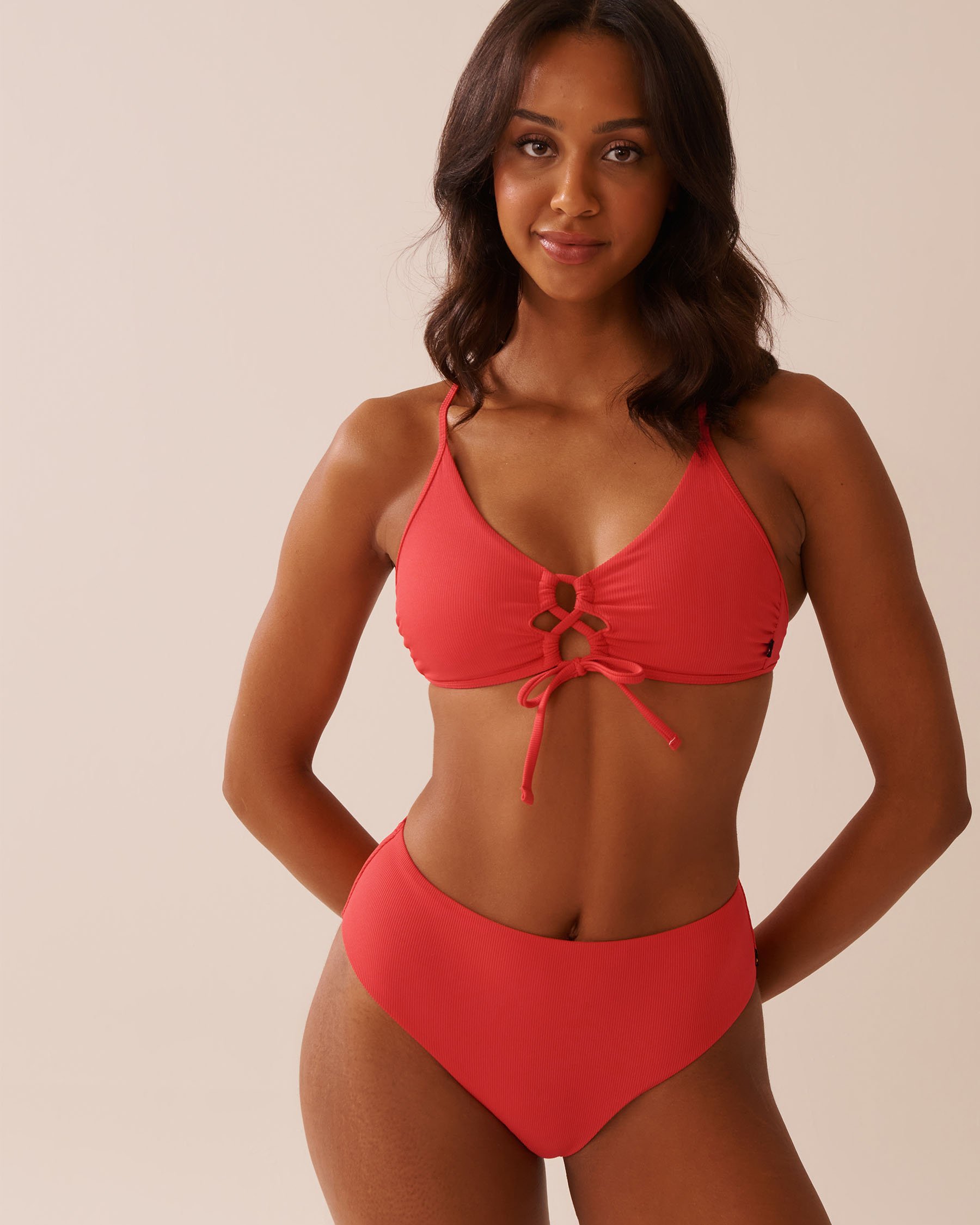 LA VIE EN ROSE AQUA HIBISCUS Crisscross Detail Bralette Bikini Top Hibiscus Red 70100766 - View1