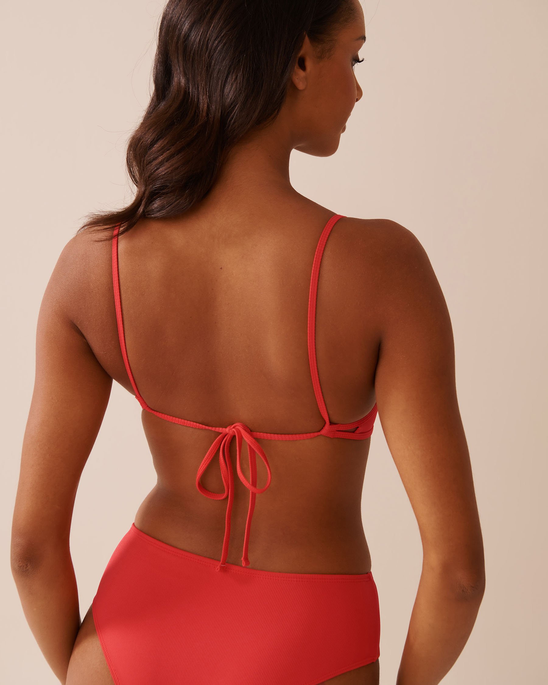 LA VIE EN ROSE AQUA HIBISCUS Crisscross Detail Bralette Bikini Top Hibiscus Red 70100766 - View3