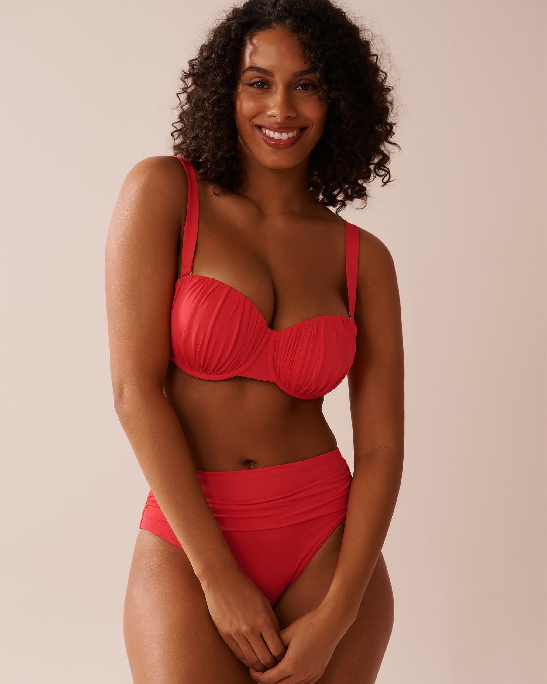 LA VIE EN ROSE AQUA HIBISCUS D Cup Shirred Bandeau Bikini Top Hibiscus Red 70200168 - View2
