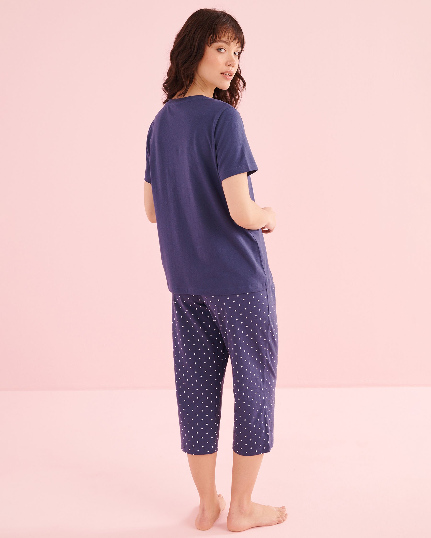 LA VIE EN ROSE Sea Turtle Print Cotton T-shirt and Capris PJ Set Navy Blue 40400097 - View2