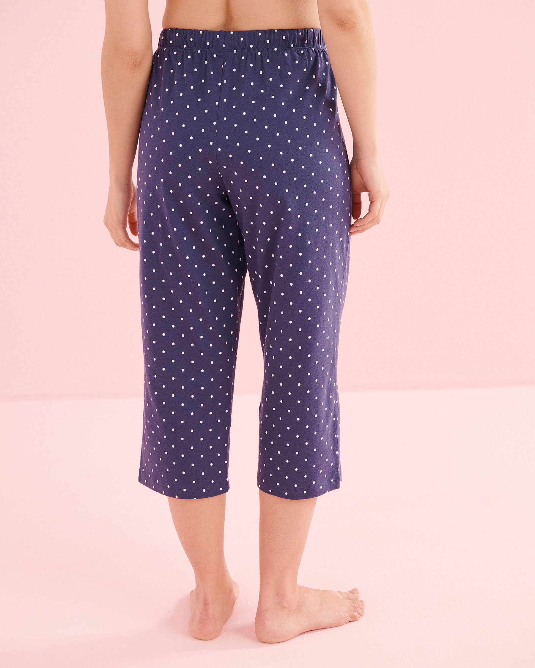 LA VIE EN ROSE Sea Turtle Print Cotton T-shirt and Capris PJ Set Navy Blue 40400097 - View5