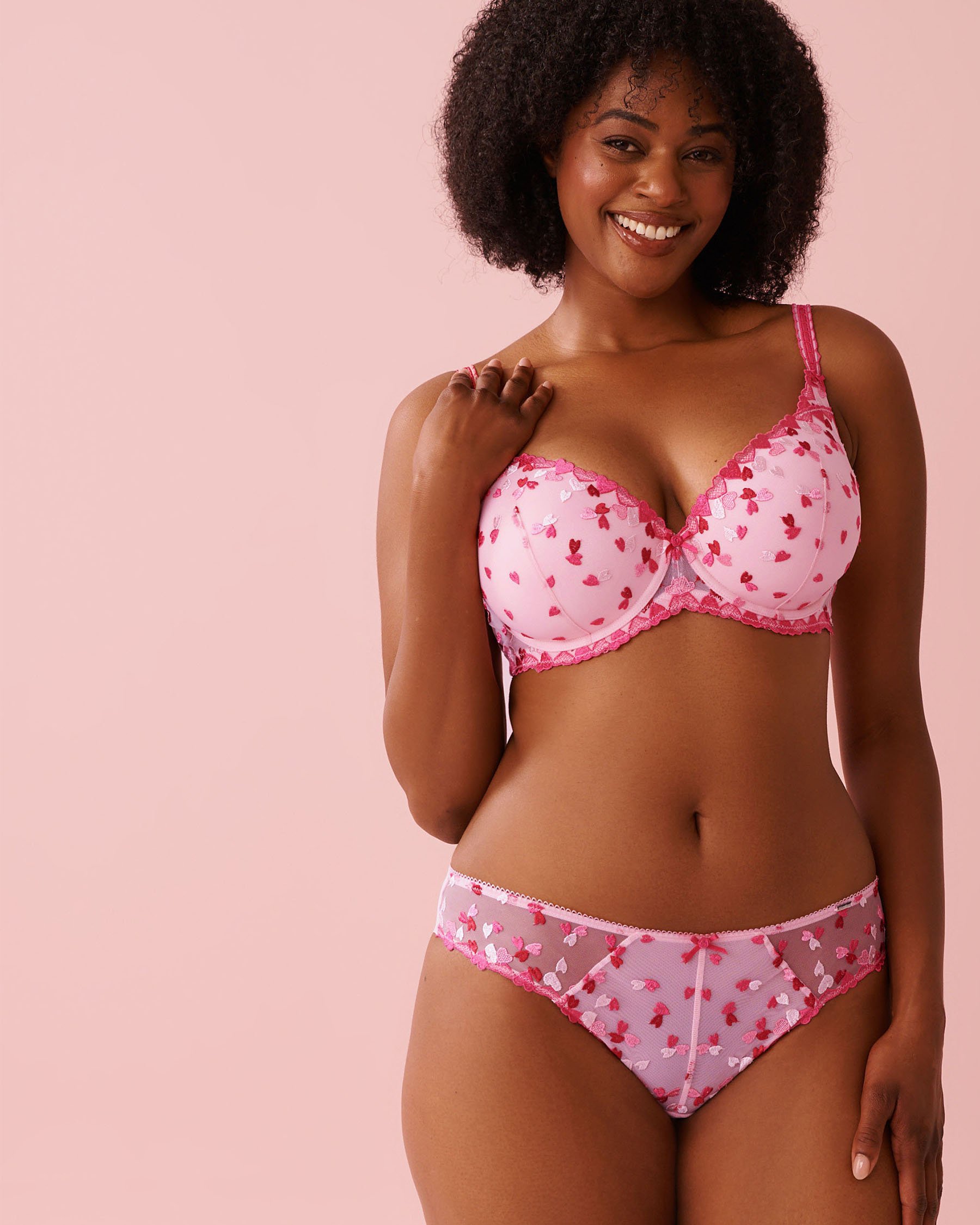 LA VIE EN ROSE Lightly Lined Bra Pink Hearts 10200571 - View5