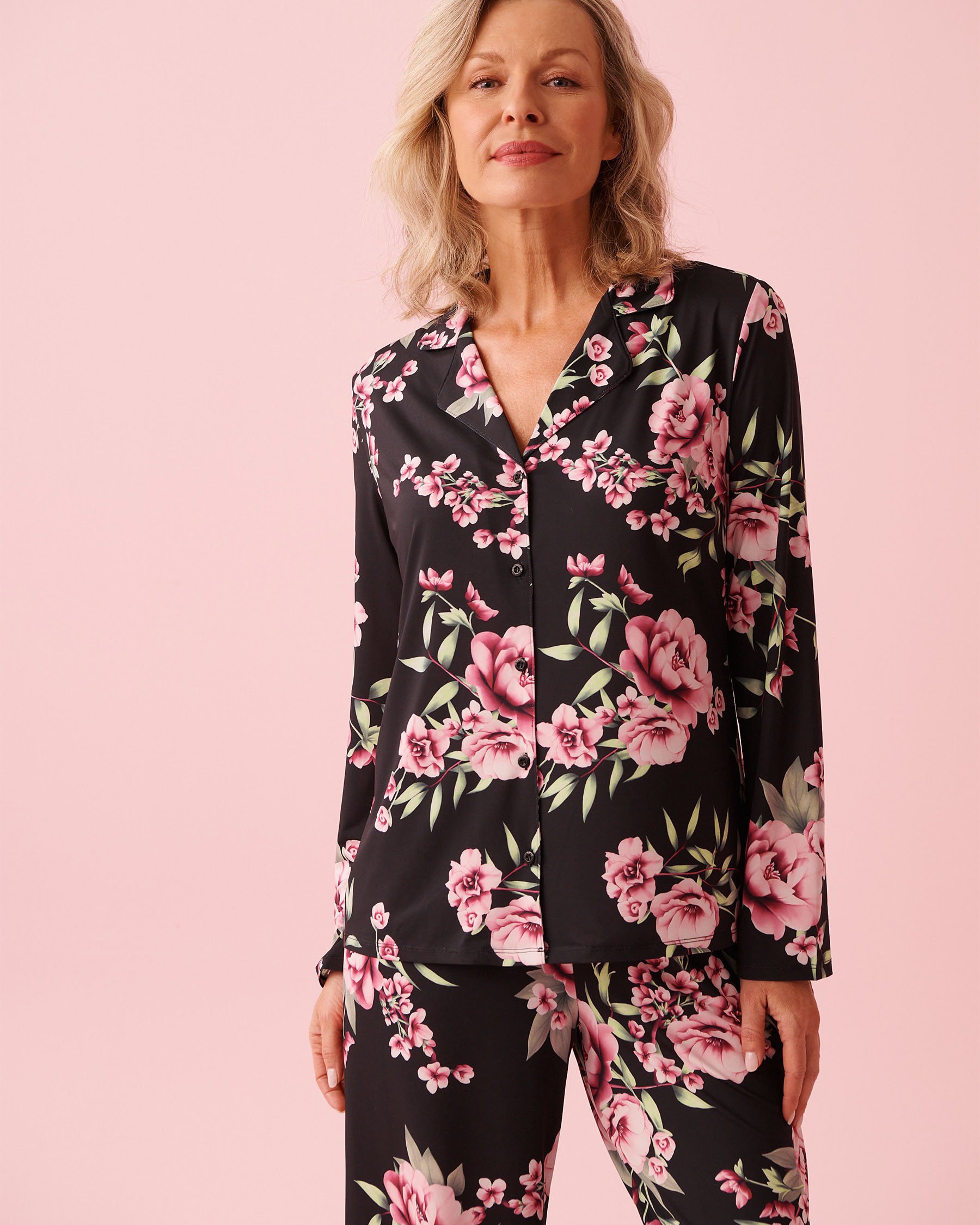 LA VIE EN ROSE Peony Print Long Sleeve Button-down Shirt Black/Pink Flowers 60100175 - View1