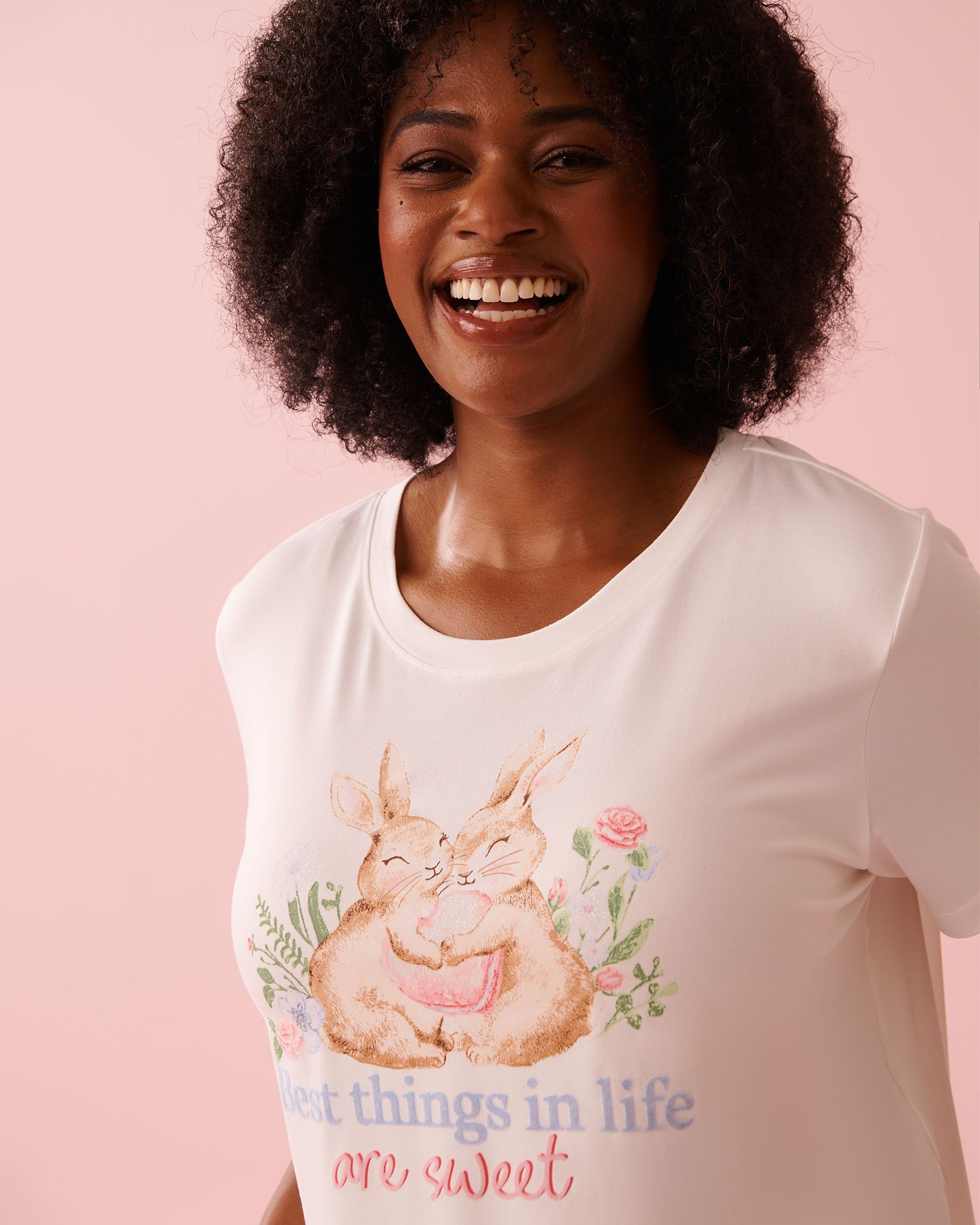 LA VIE EN ROSE Bunny Print Super Soft Short Sleeve T-shirt White 40100826 - View7