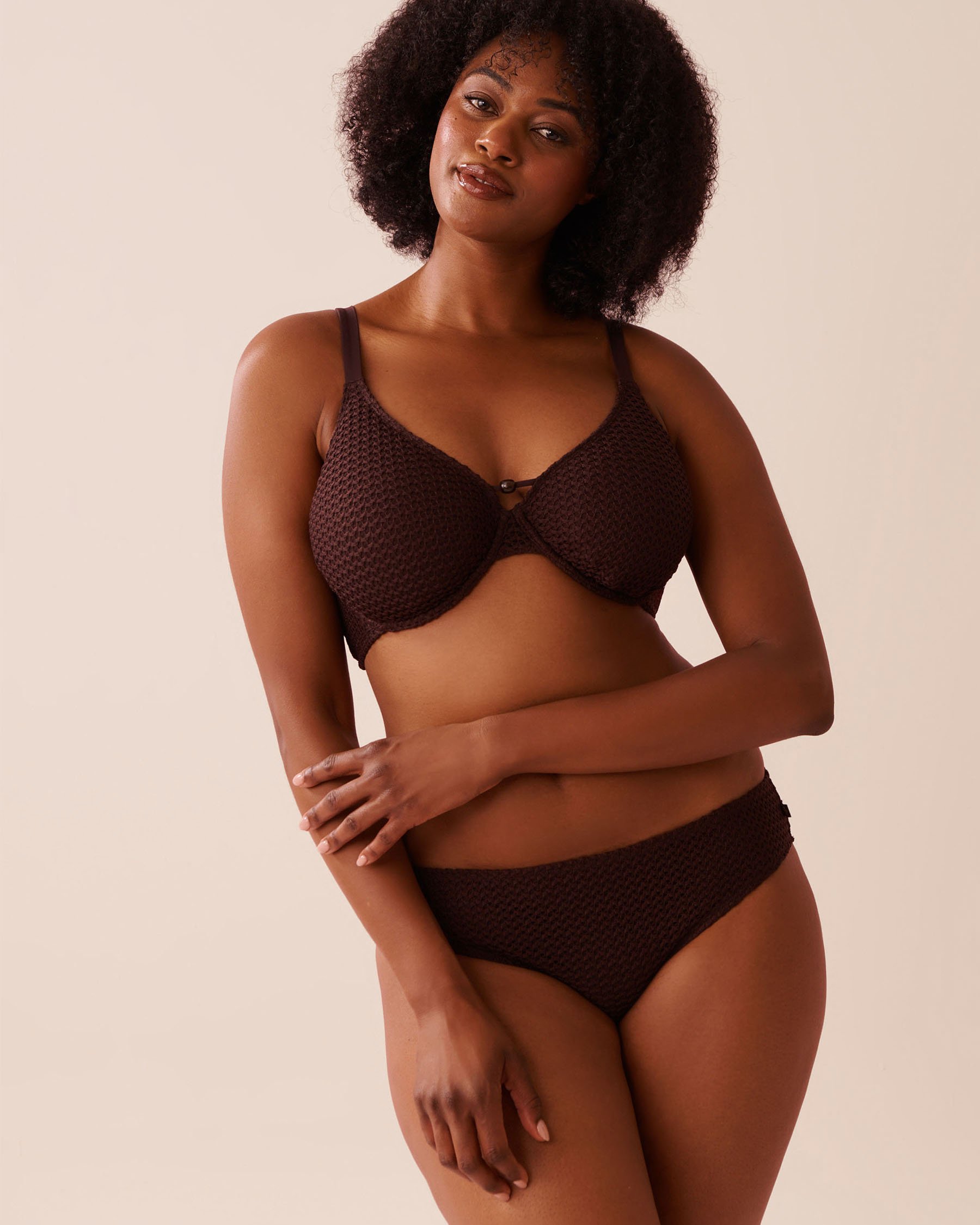 LA VIE EN ROSE AQUA CHOCOLATE Crochet D Cup Plunge Bikini Top Chocolate 70200203 - View1