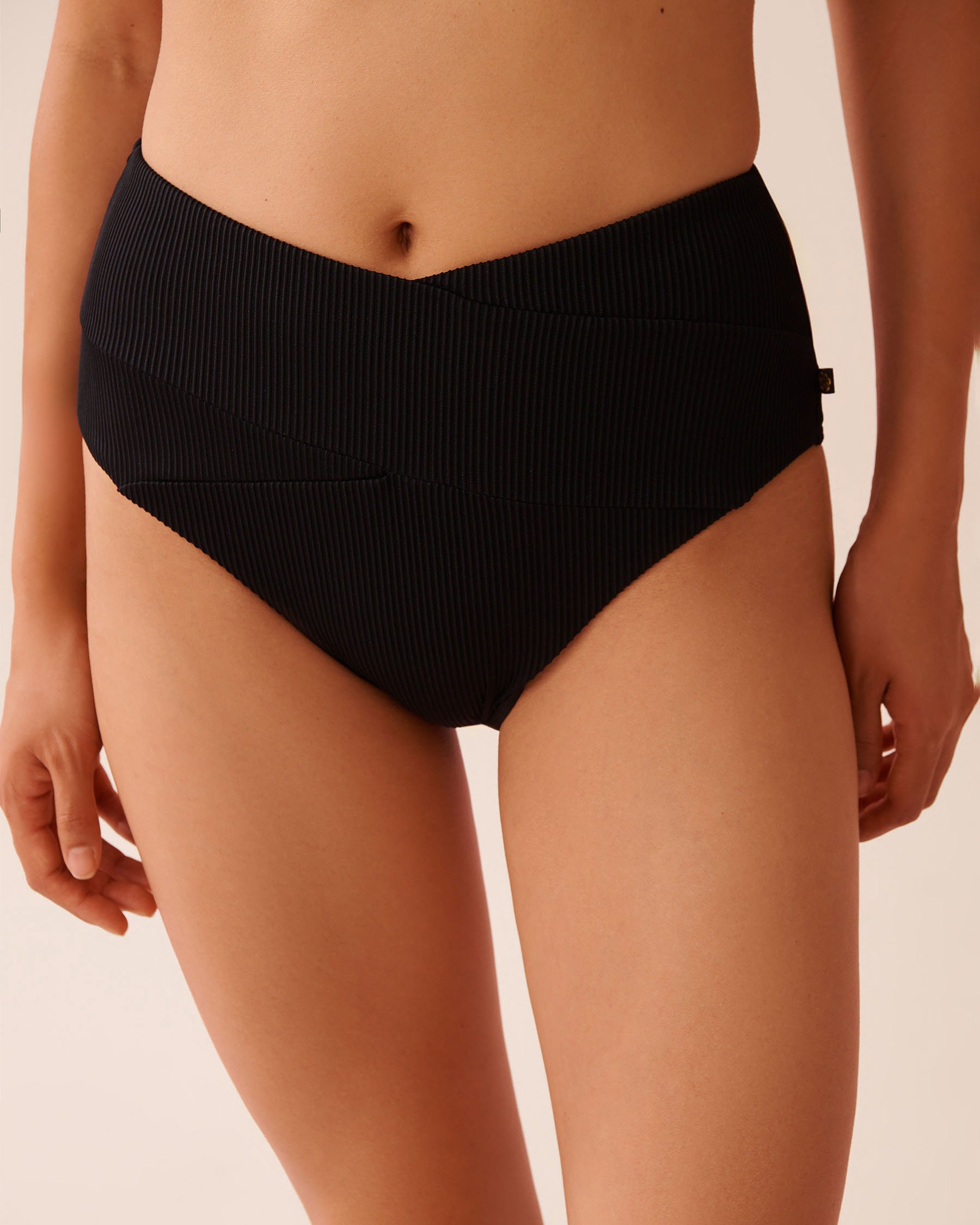 LA VIE EN ROSE AQUA BLACK High Waist Bikini Bottom Black 70300817 - View1