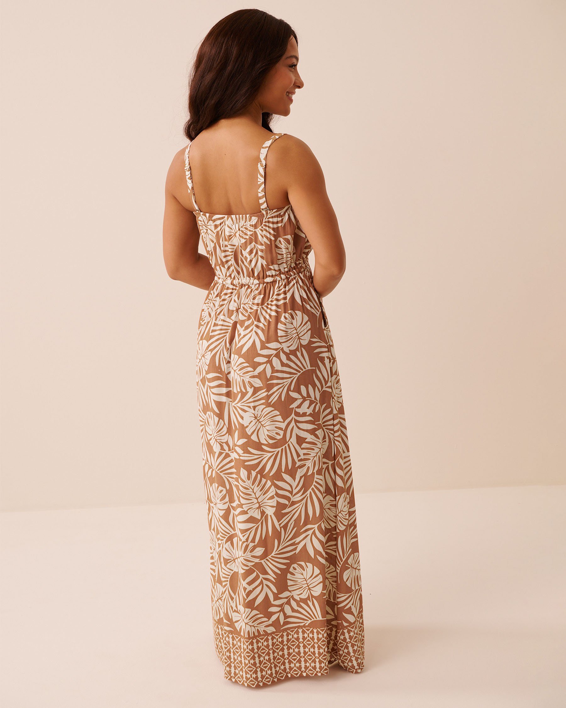 LA VIE EN ROSE AQUA Tropical Gauze Maxi Dress Mocha/Tropical Leaves 80300135 - View2