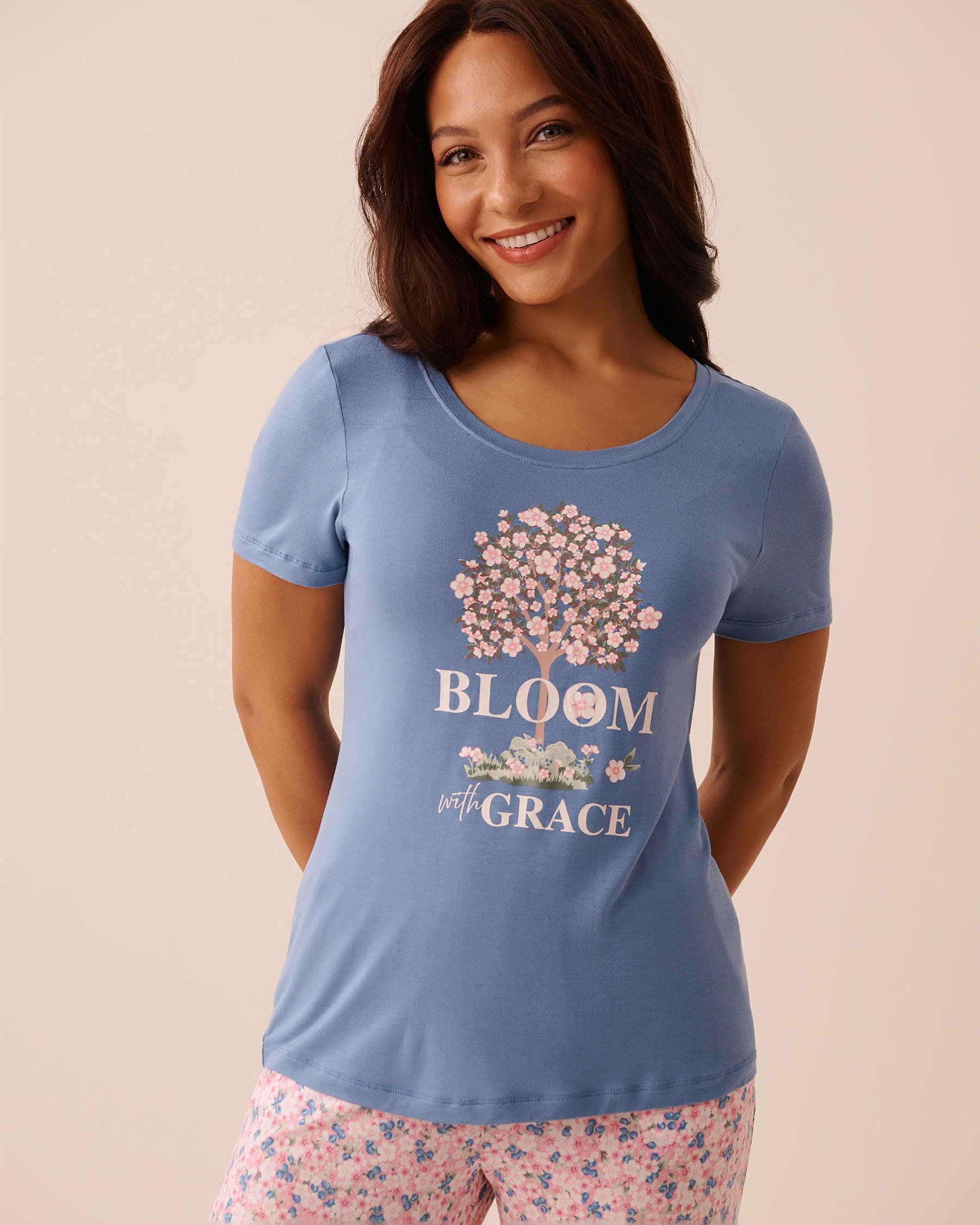 LA VIE EN ROSE Pink Floral Print Soft Jersey Short Sleeve T-shirt Blue/Flowers 60100190 - View1