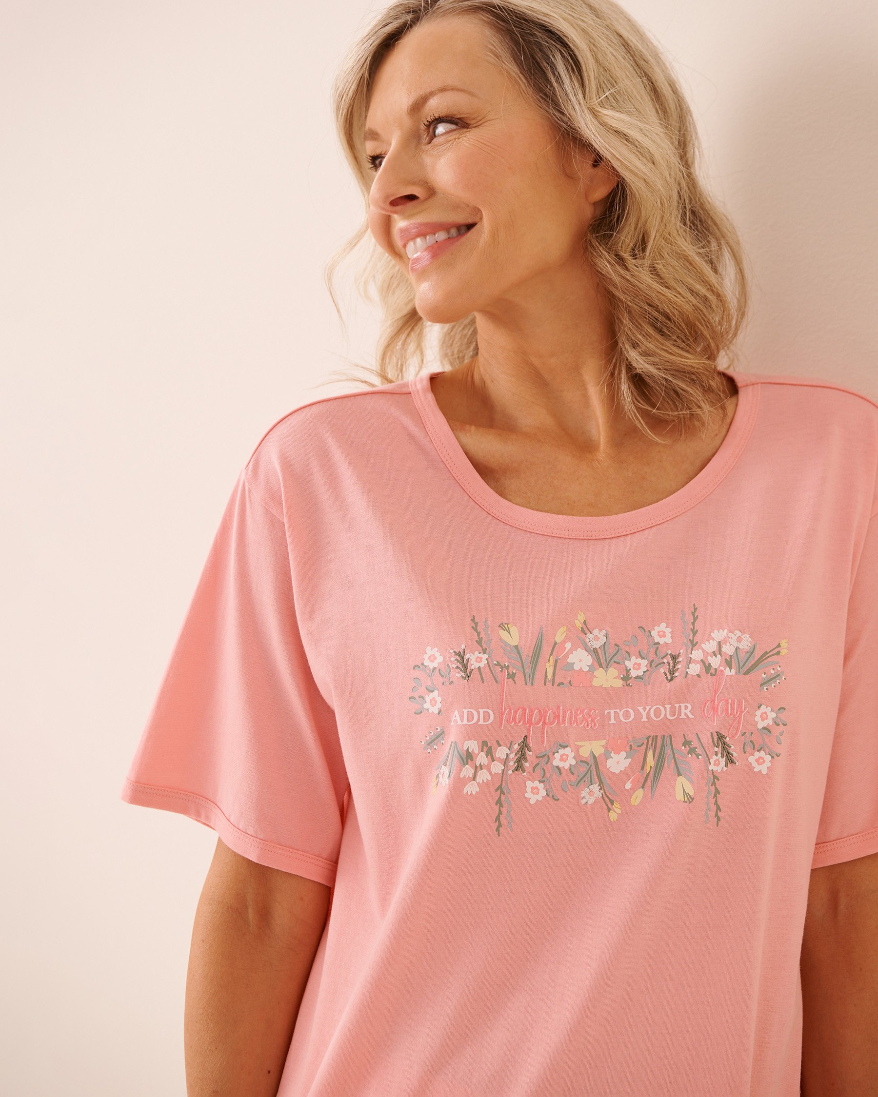 LA VIE EN ROSE Floral Print Short Sleeve T-shirt Peachy Pink 40100851 - View3