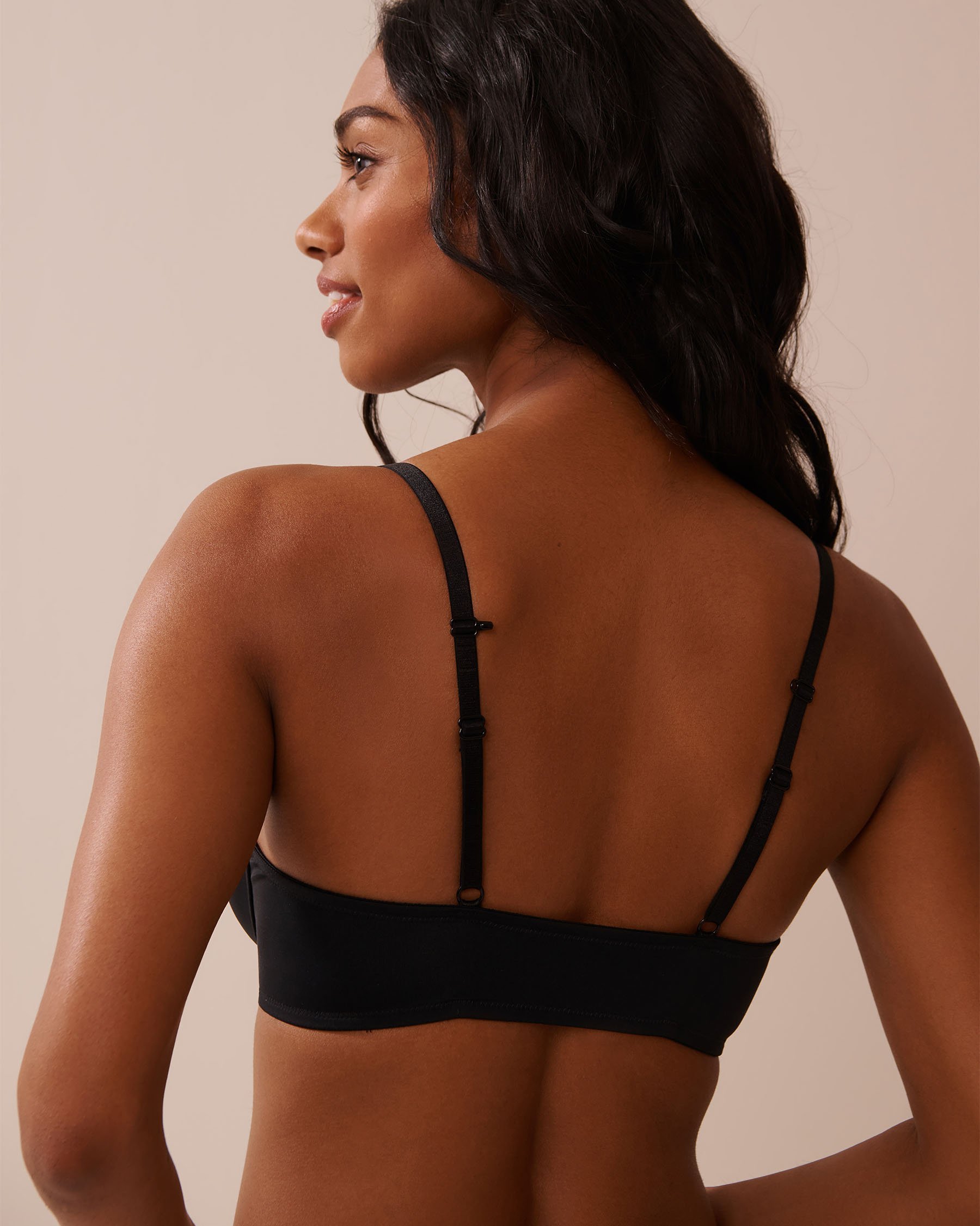 LA VIE EN ROSE Lightly Lined Front Closure Demi Bra Black 10200376 - View3
