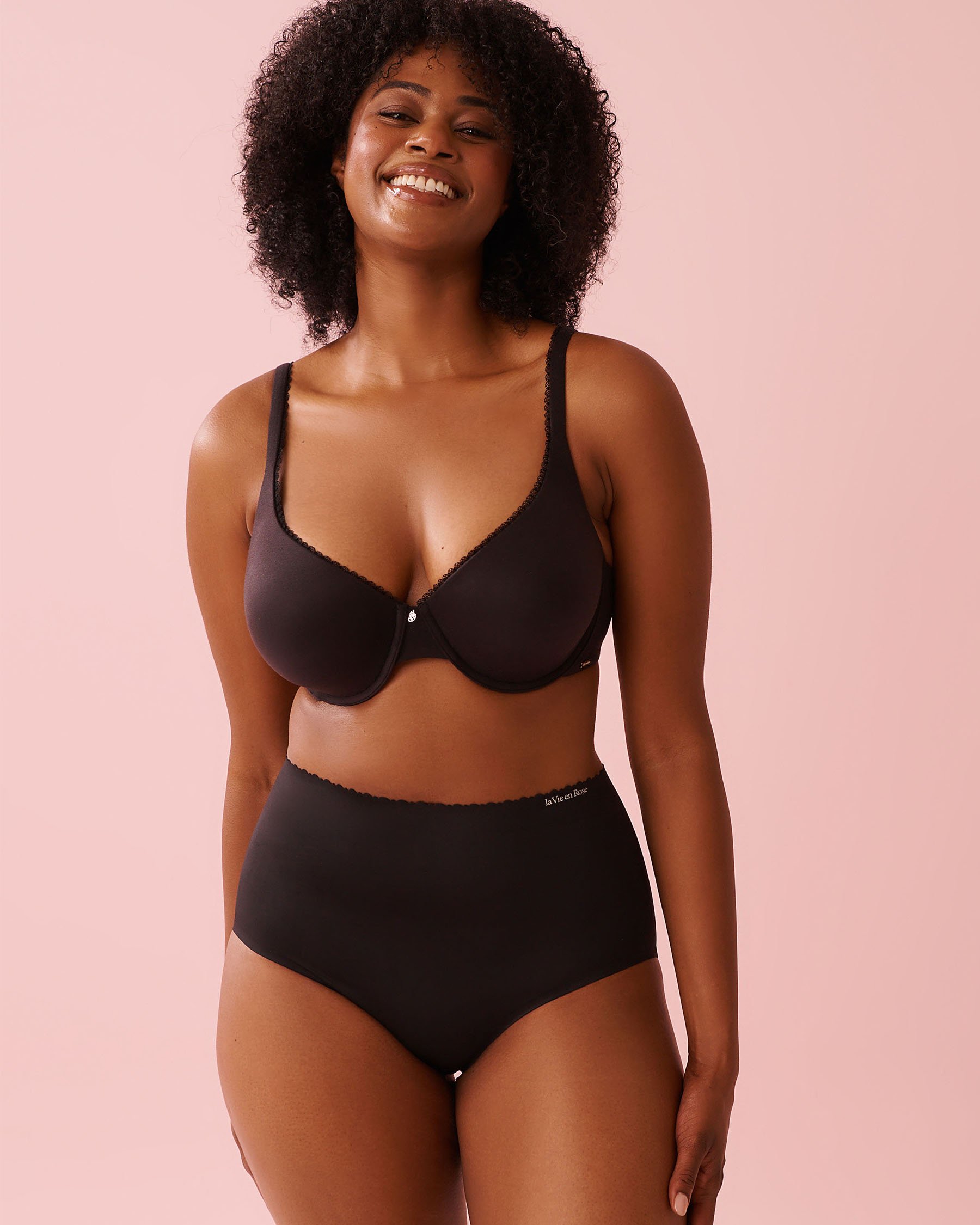 LA VIE EN ROSE Lightly Lined Memory Foam Bra Black 618-113-0-00 - View1