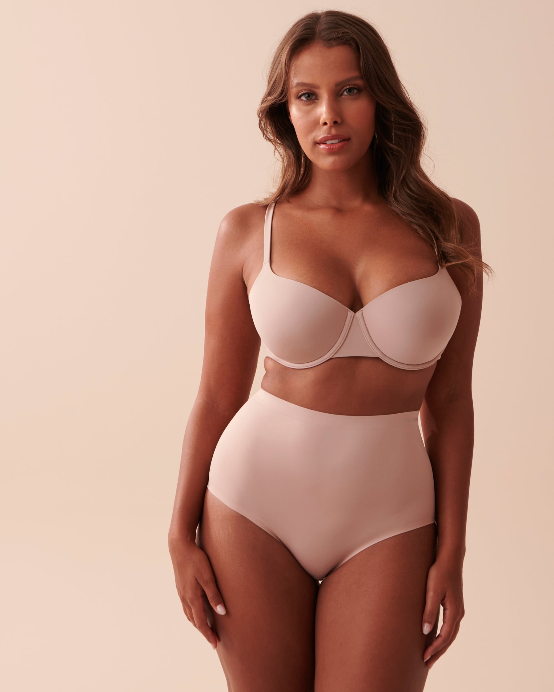 LA VIE EN ROSE Lightly Lined Flexible Demi Bra Shadow Grey 10200079 - View3