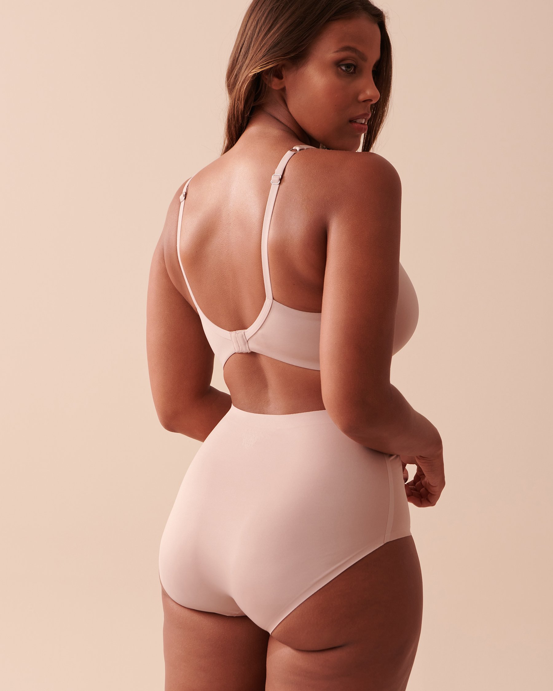 LA VIE EN ROSE Lightly Lined Flexible Demi Bra Shadow Grey 10200079 - View5