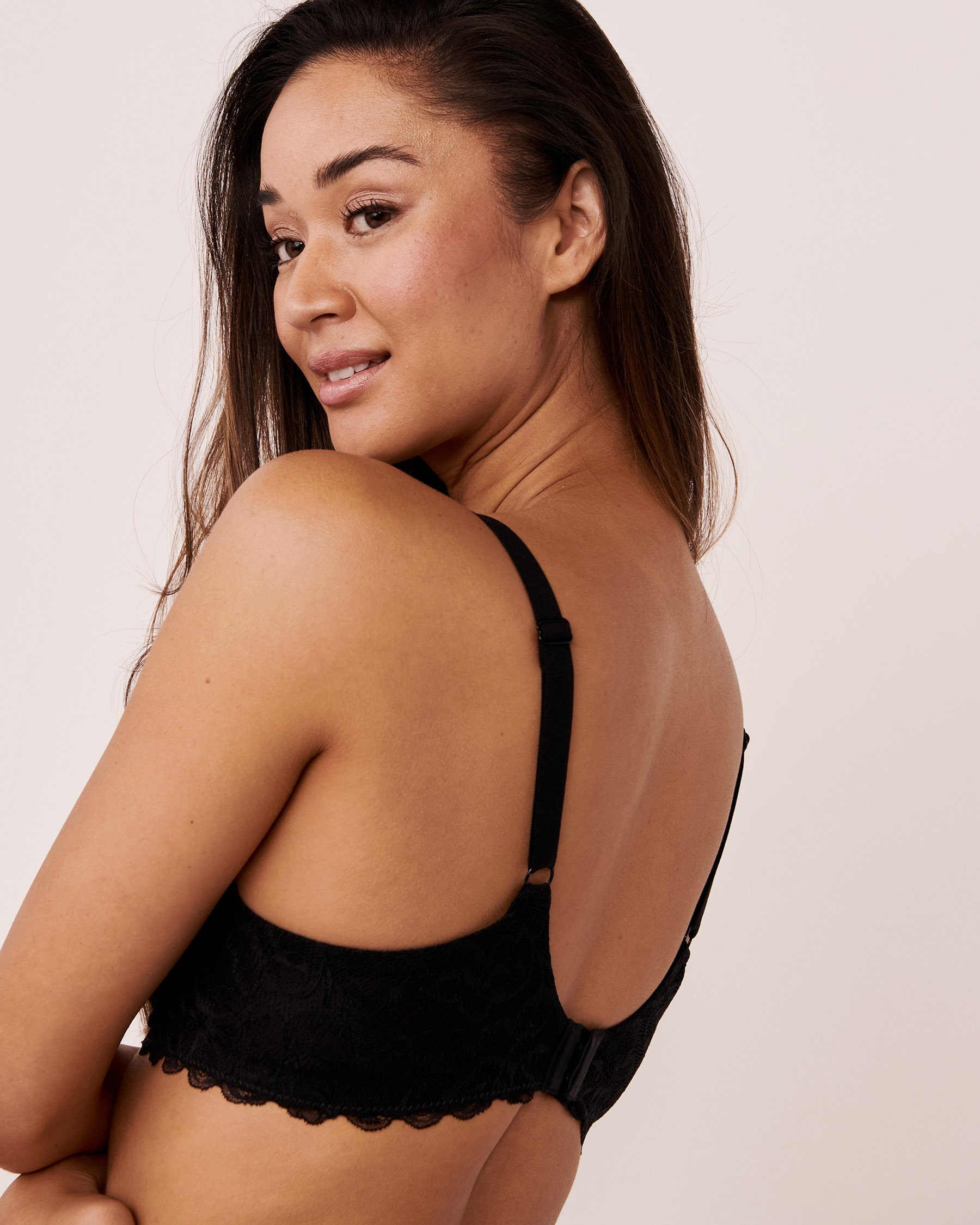 LA VIE EN ROSE Nursing Lace Lightly Lined Bra Black 10200189 - View3