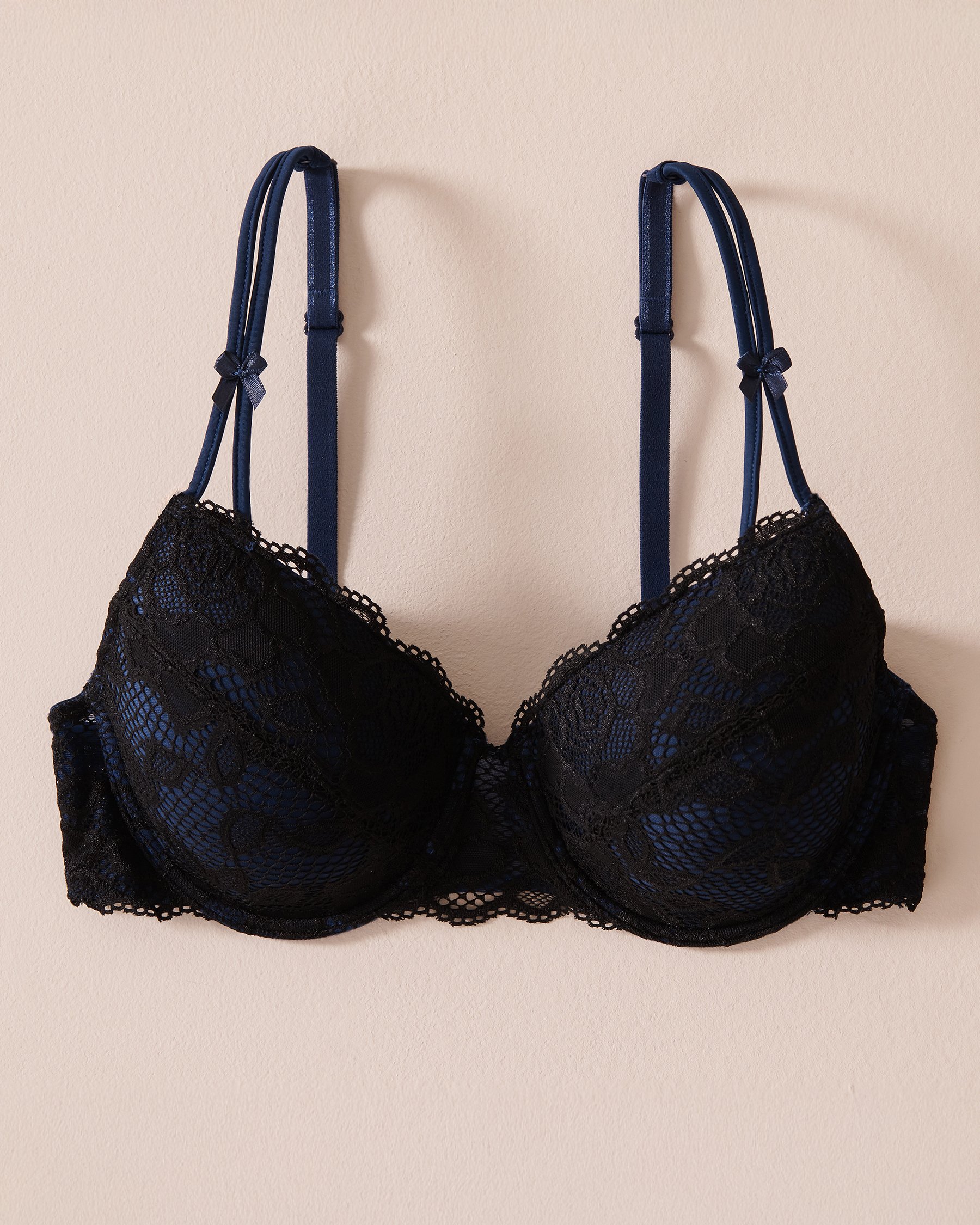 LA VIE EN ROSE Lightly Lined Mastectomy Bra Black & Blue 389-110-0-98 - View1