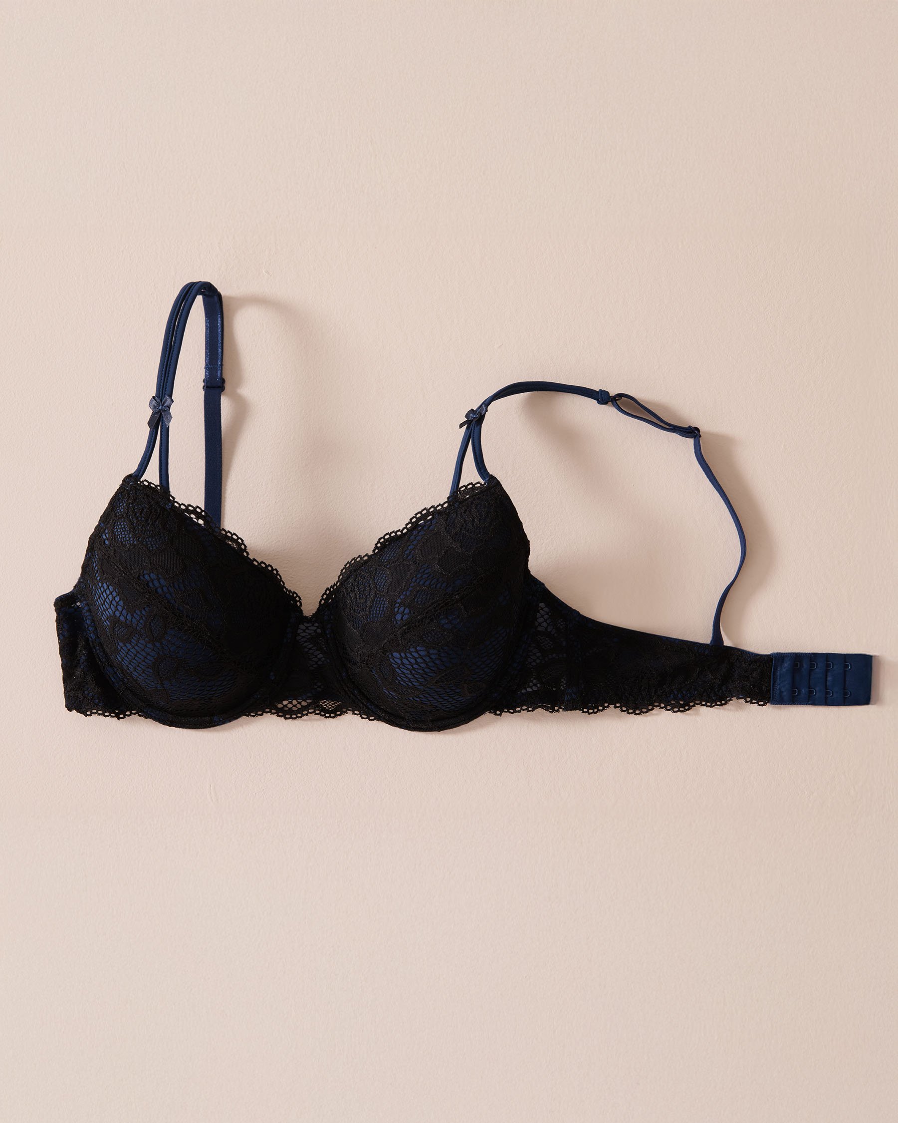 LA VIE EN ROSE Lightly Lined Mastectomy Bra Black & Blue 389-110-0-98 - View3